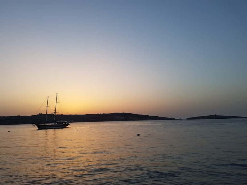 Malta: Sunset Cruise to Blue Lagoon and Caves - Bugibba Jetty to Comino, what that first sailing hour feels like