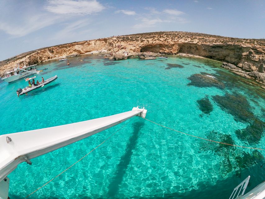 Malta: Sunset Cruise to the Blue Lagoon - Why sunset changes everything at Comino