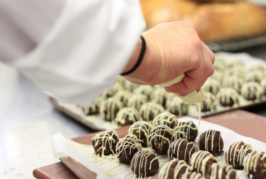 Malta: Truffle Making Master Class - The take-home box: your truffles, your timeline