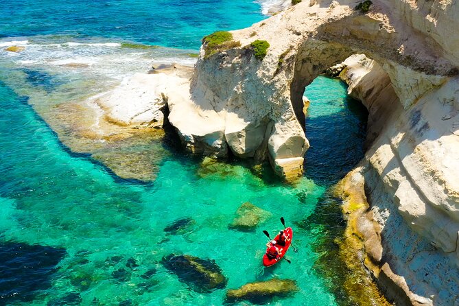 Malta: Ultimate Kayak Adventure - Kayaking past St Thomas Bay and Munxar