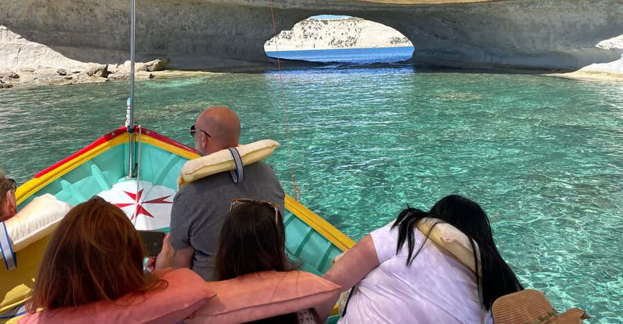 Marsaxlokk: Boat Trip to St Peter’s Pool - Finding the boat in Marsaxlokk (Maltese flag by Carrubia)