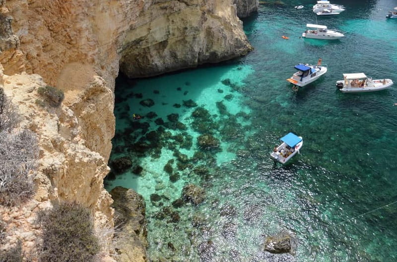 Mellieha: Cruise to Blue Lagoon, Crystal Lagoon & Halfa Rock - Marfa Jetty and the Island Hopper: getting set before departure
