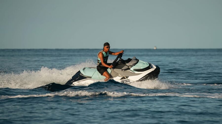 Mellieha: Jet Ski Rental with Safety Boat - Jet Ski Rental in Mellieha With a Safety Boat, Not Just a Hype Strap