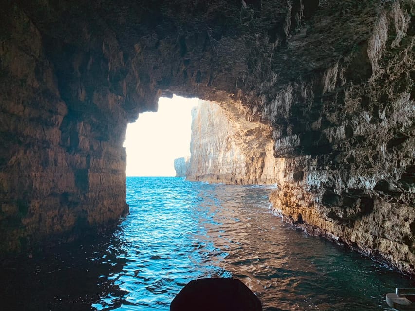 Mellieha: Speedboat Trip Round Comino Caves 2h @ Blue Lagoon - Santa Maria Caves and the Comino Cave Route