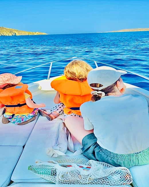 Mgarr/Cirkewwa: Comino, Gozo & Blue Lagoon Private Boat Trip - Onboard comfort that makes the hours easier
