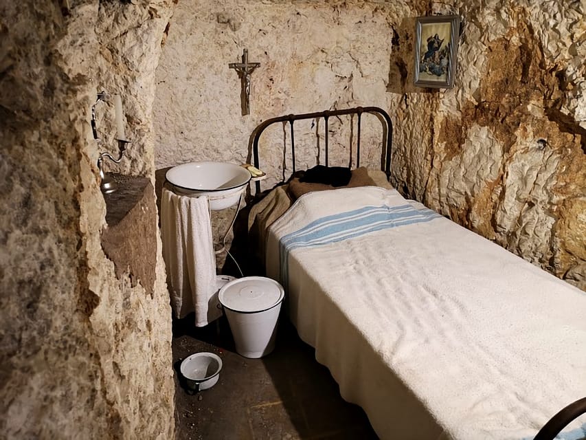 Mosta: City Highlights Tour with Buffet Lunch - Markiż Mallia Tabone Farmhouse: a cultural stop that adds variety