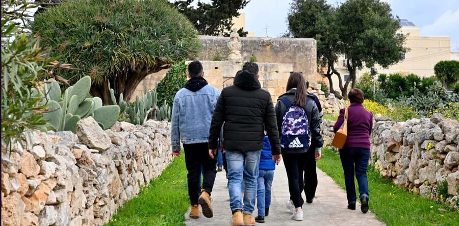 Mosta: Official Rotunda, WWII Shelter, and Buffet Meal Tour - Markiz Mallia Tabone Farmhouse, art and local exhibitions