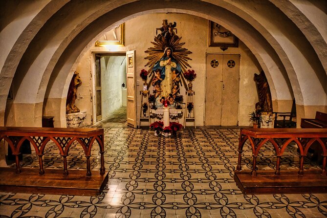 Mysteries in a Valletta Monastery - Guided Tour - Why 90 minutes works: the pacing and group size advantage