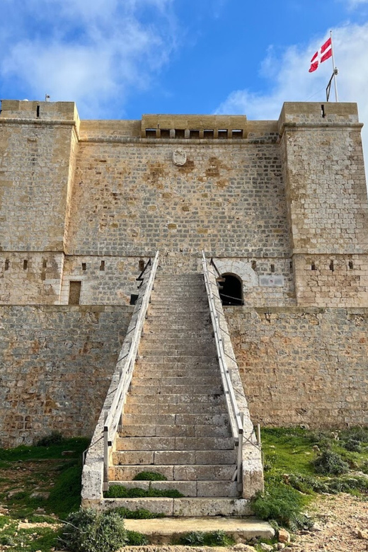 Photo Shoots Adventure - Trips in Lovers Cave, Gozo & Comino - Who this 2-hour charter suits best