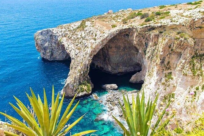 Private Best of Malta Tour with Flexible Pickup (EN/ES/IT) - Price and logistics that matter when you travel with people