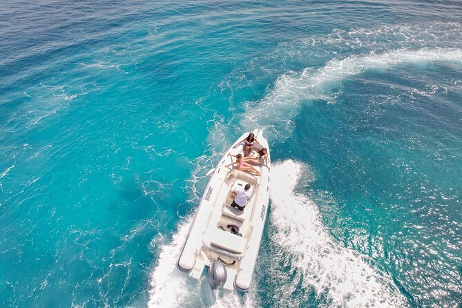 Private Boat Charter Comino, Blue Lagoon, Crystal Lagoon, Gozo - Captain and boat comfort, plus value for up to 7