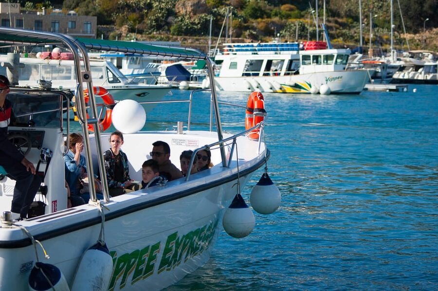 Private Boat Charter - Comino/Parts of Gozo - Guides on board: why Fendi and Atef-shaped service matters