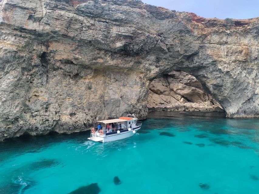 Private Boat Tour Experience with Blue Lagoon and Comino - Blue Lagoon: 2 hours for snorkeling and calm-water time