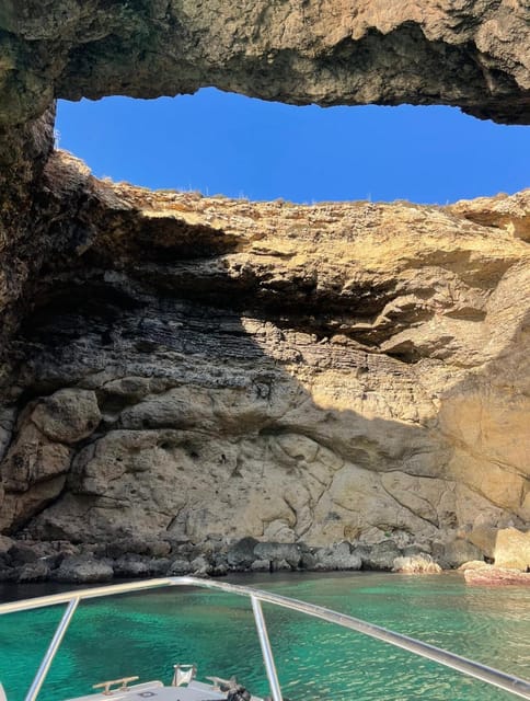 Private Boat Tours From Malta/Gozo: Comino & Blue Lagoon - The route around Comino: viewpoint stops and cave passes