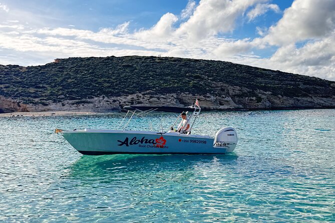 Private boat trip Comino, Crystal/Blue lagoon,Cave tour Malta - Santa Maria Caves: five caves, 45 minutes, and close-up coastline views