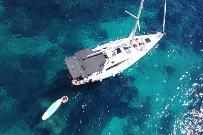Private Day Charter on Amazing Mowgli - Blue Lagoon for the main event: bigger time, bigger payoff