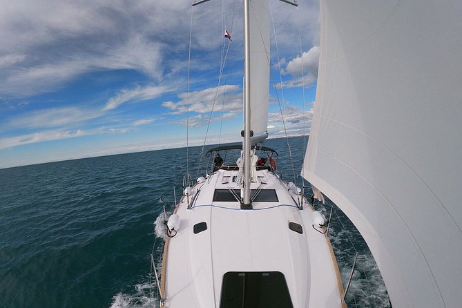 Private Day Charter on Amazing Mowgli - St. Peter’s Pool: a southern option with long swim time