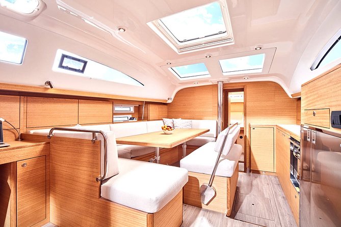 Private Day Charter on Amazing Mowgli - Lunch and drinks: build your plan around flexibility