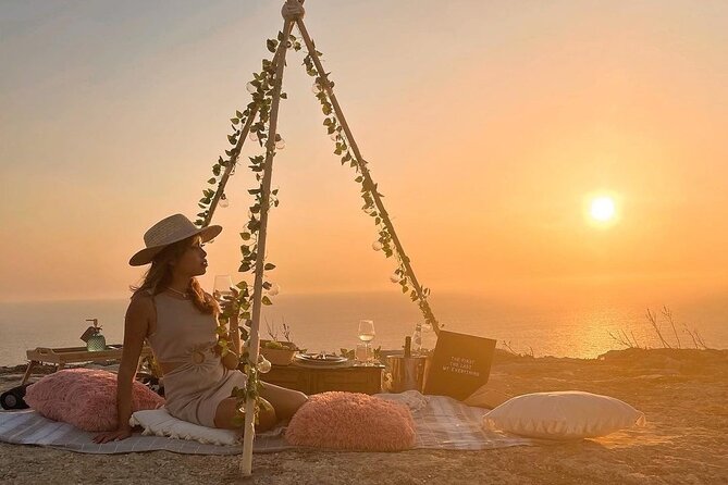 Private Picnic Experience in Malta - Where you meet near Mellieħa Peak, and how to reduce stress