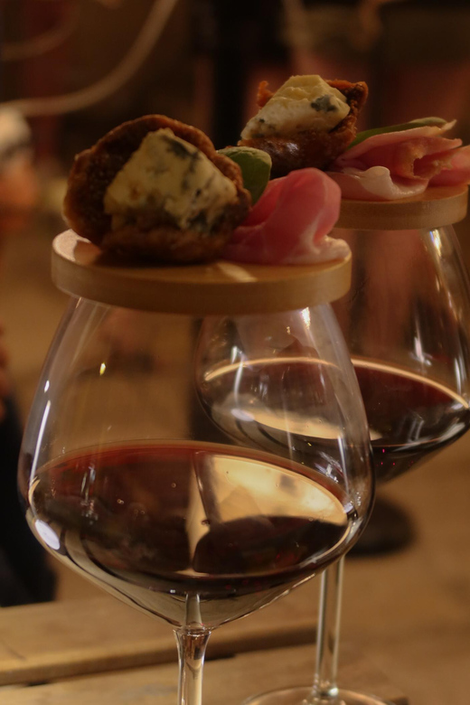 Romantic Wine Tasting Experience at Koccio Valletta - Valletta’s Steps, Santa Lucia Street: The Romantic Setting You Actually Want
