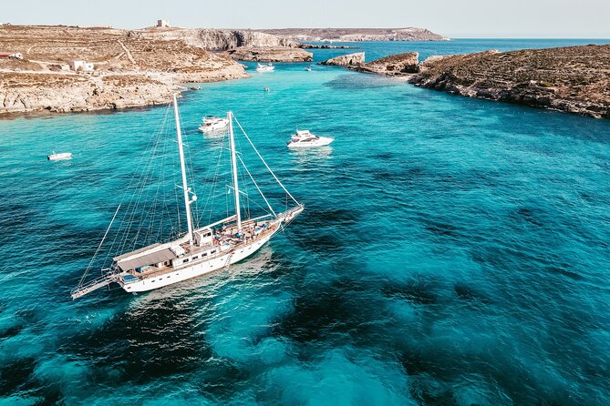 Round Malta Cruise Including Blue Lagoon With Lunch & Drinks - From Sliema Ferries to the Hera: The Boat Setup That Makes the Day Work
