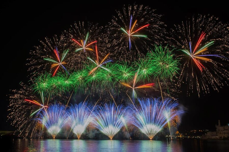 Sliema: Fireworks Festival Cruise with Dinner and Transfers - Dinner On Board: Hot and Cold Buffet Plus Drinks