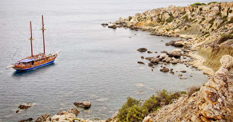 Sliema: Gozo/Comino Blue Lagoon Gulet Cruise w/ Lunch+Drinks - Gozo’s secluded bay swim stop: the calm after Comino