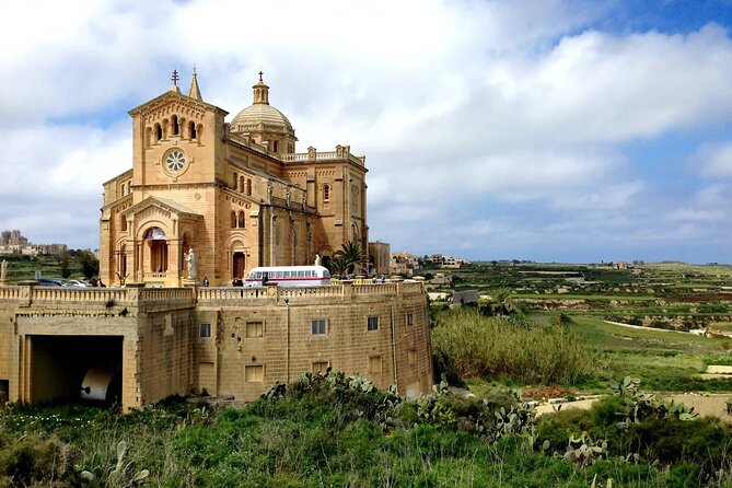 Small Group Tour of Gozo with Victoria and Ggantija Temples - Entering Ggantija Archaeological Park, where the big story is timing