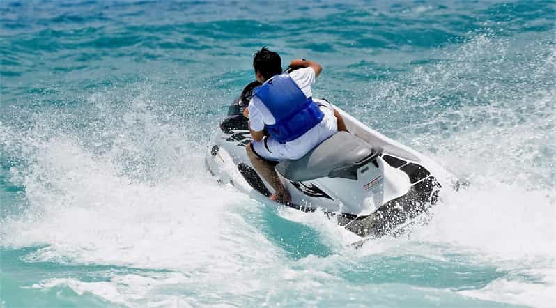St. Julian's: Jet Ski Rental in St. George's Bay - The Pre-Ride Briefing: How They Set You Up to Drive Confidently