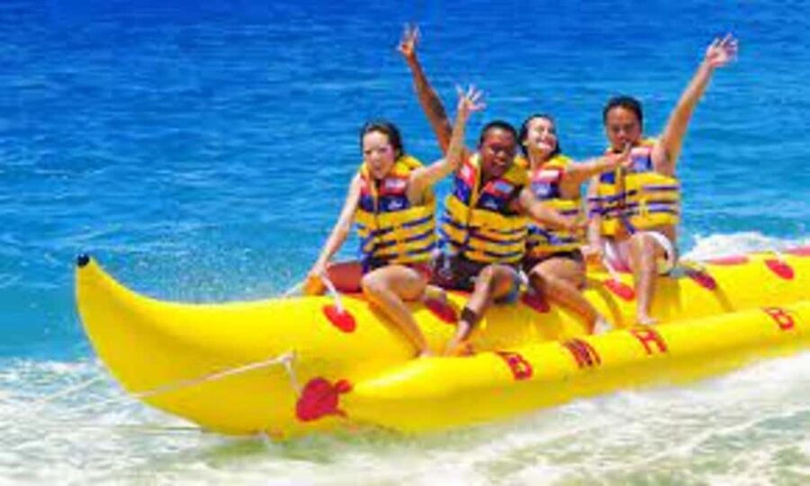 St Julians: Banana Rides / Sofa Rides - Towed at Speed: What the 10-Minute Splash Feels Like
