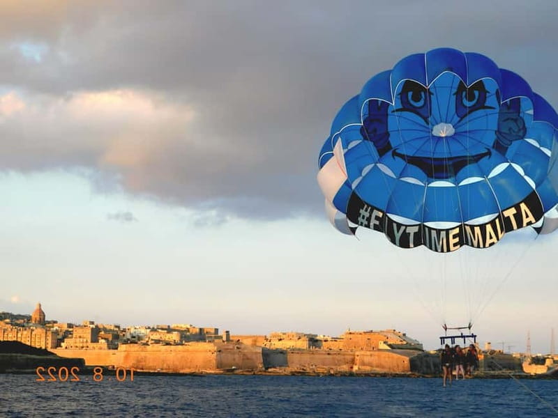St. Julians: Parasailing Go & Fun with Free Photos & Videos - Entering the ride at Spinola Bay Jetty