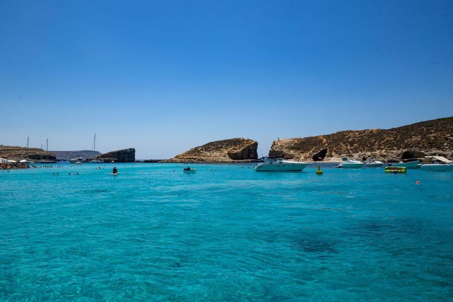 St Paul's Bay: Comino, Blue Lagoon, Gozo, & Caves Boat Tour - Comino and Blue Lagoon: make the 1 hour count