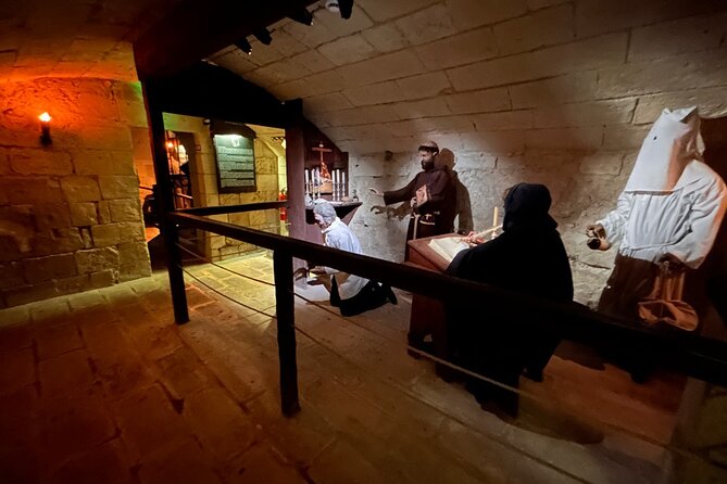 Tales of Torture in Mdina Dungeons - Guided Tour - Who this tour suits best