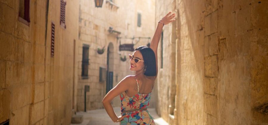 The best photo session in Malta - Valletta’s photo stops: classic streets, strong angles