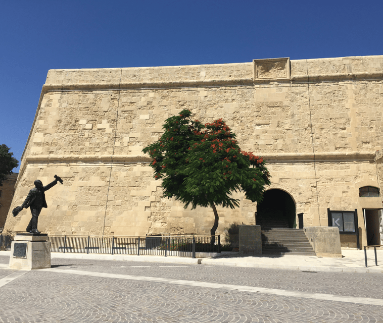 The Grand Tour of Valletta: A walking tour of Valletta. - Upper Barrakka Gardens: the photo stop that also explains the siege