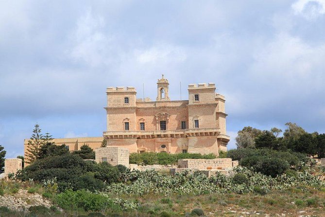 The Malta Experience Private Tour - Discover Malta - Marsaxlokk and the 9-hour version: what you gain on the long day