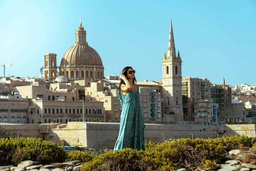 The most emblematic photo - Starting in Sliema and Reaching the Secret Photo Spot Quickly