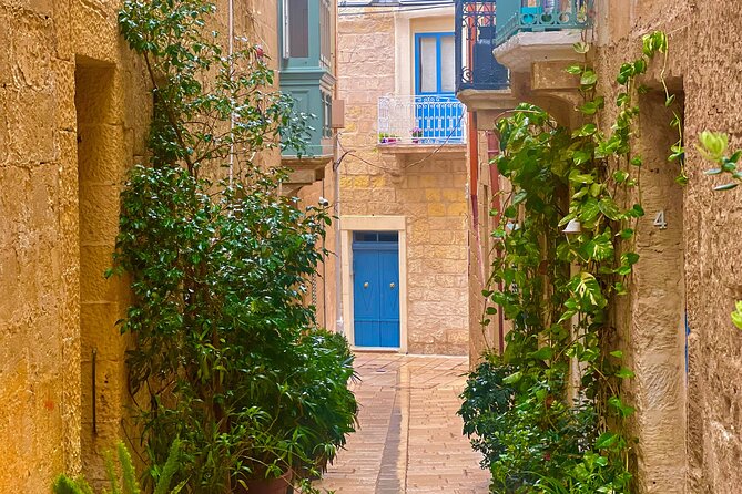 Three cities walking tour incl. entrance to Inquisitor's palace - The Inquisitor’s Palace: the ticket stop you came for