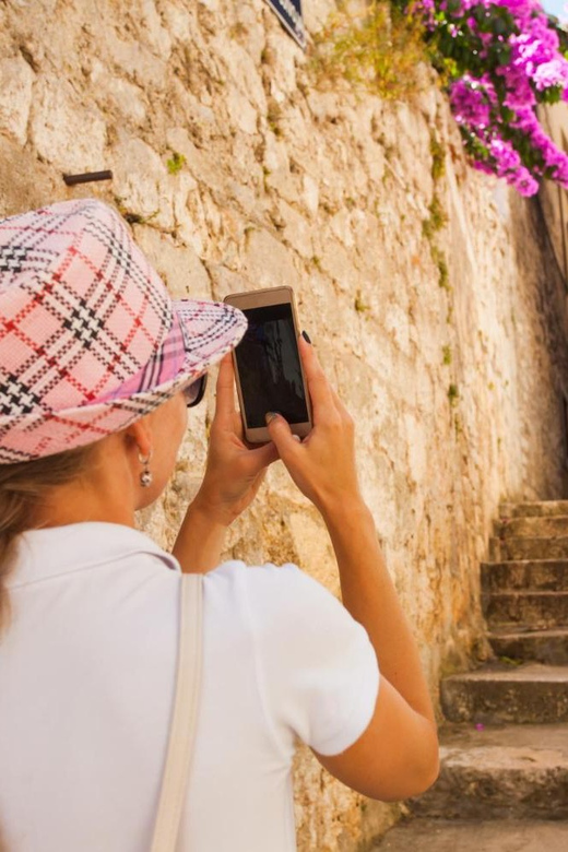 Valletta: Express Walk with a Local in 60 minutes - Meeting at the Water Fountain and Getting Oriented Immediately