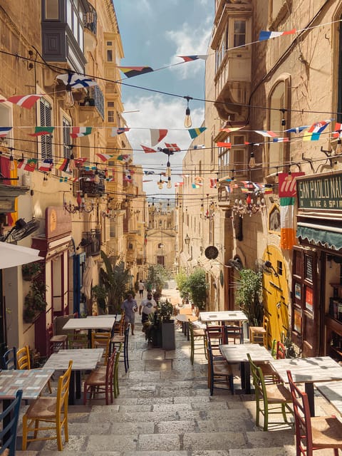Valletta: Express Walk with a Local in 60 minutes - Local Food and Bar Tips You Can Use That Same Evening