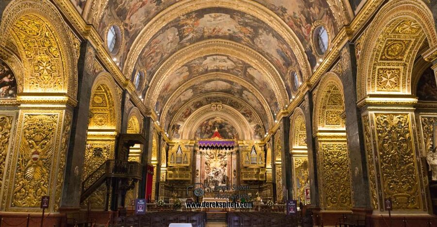 Valletta: Guided Walking Tour with St. John's Co-Cathedral - Finding Valletta’s rhythm, starting at the New Parliament Building