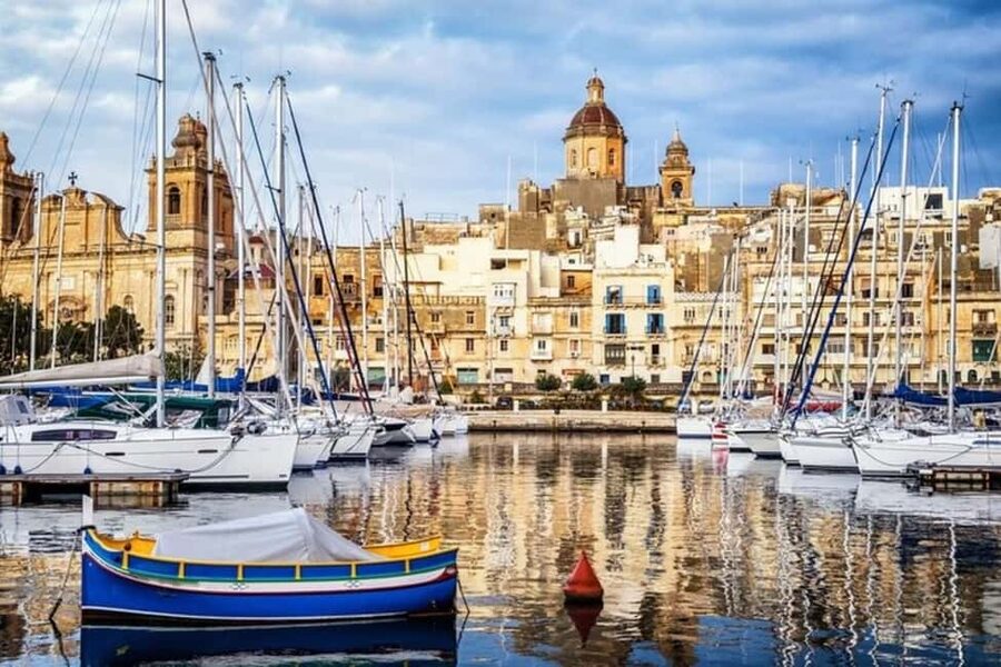 Valletta : Highlights & Hidden Gems Walking Tour - Starting near 7 Castille Street, then heading toward City Gate