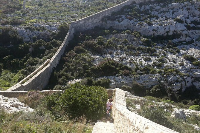 Victoria Lines Tour - A quiet Malta walk on the original Victoria Lines